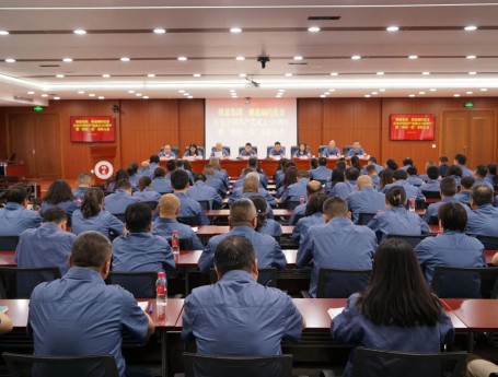 佛慈集团党委召开庆祝中国共产党成立104周年暨“两优一先”表彰大会